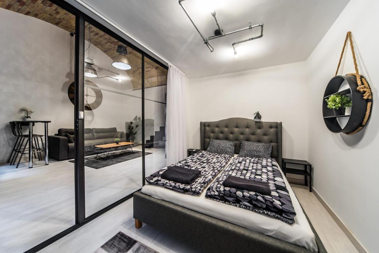 Spacious Loft In The Heart Of Downtown Budapest Exterior photo